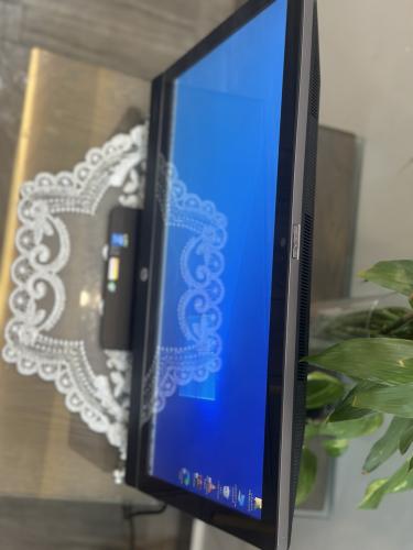 كمبيوتر مكتبي لمس All in one بمعالج i5