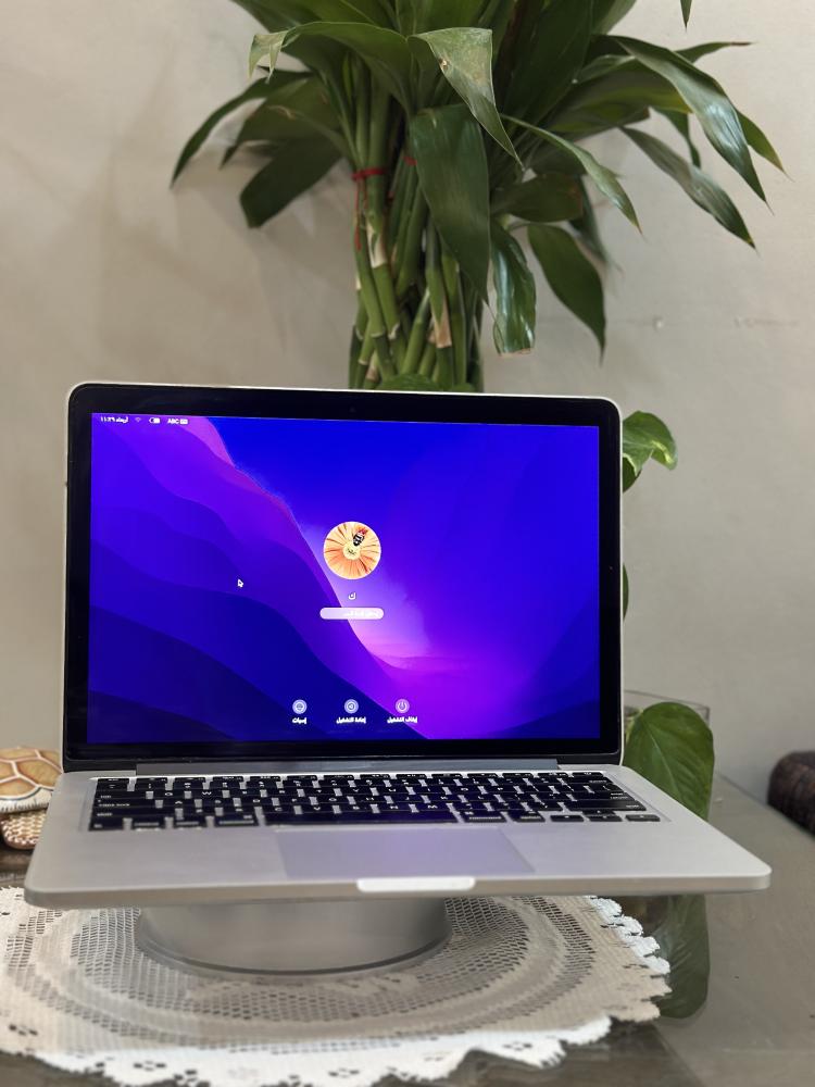 أبل ماك بوك برو 2015 فضي بمعالج i5