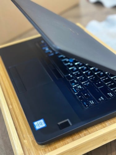 لابتوب DELL بمعالج i7 للألعاب