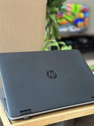 لابتوب HP بمعالج Core i7