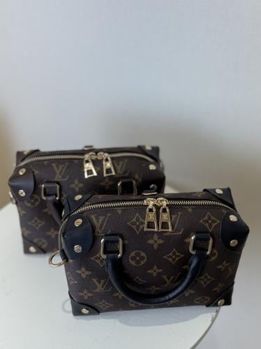 شنطه LV ميني