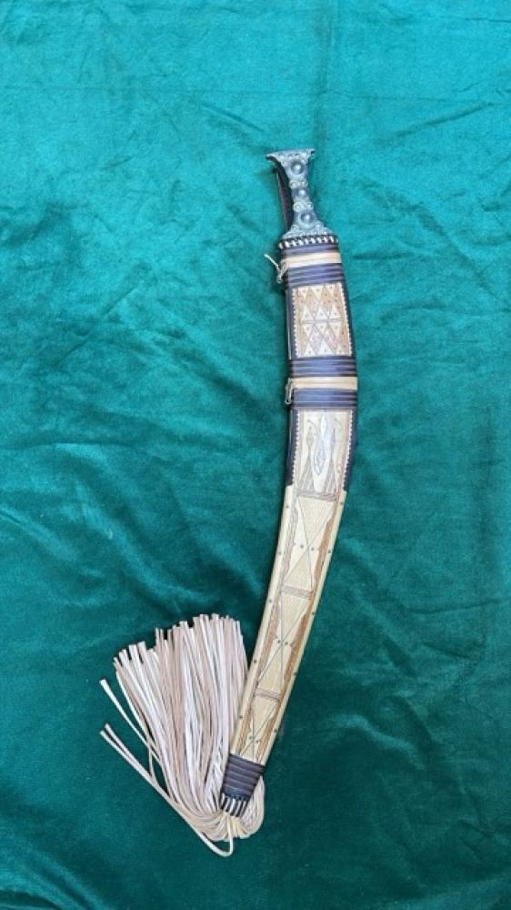 جنبية معيرة مبروقة