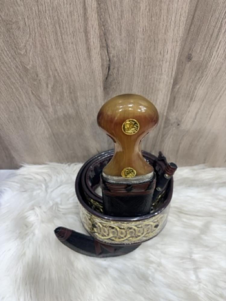 جنبية نجراني مكعبة