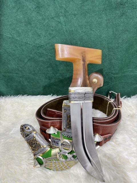 جنبية خنجر حك زراف