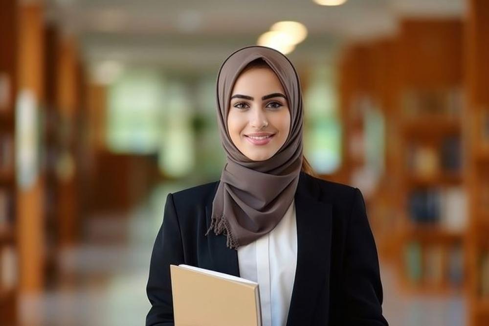 مدارس أهلية شرق الرياض تعلن عن وظائف تعليمية وإدارية للنساء للعام الدراسي القادم، في تخصصات اللغة العربية، الإنجليزية، الرياضيات، والطفولة المبكرة.