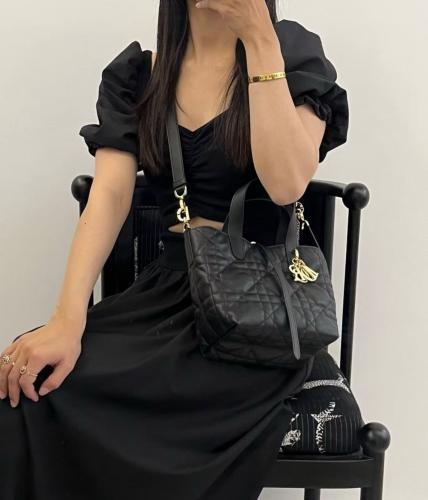 Dior حجم صغير