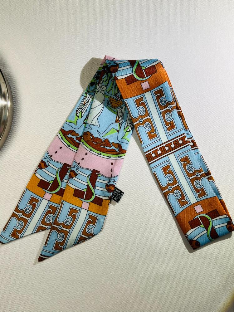 سكارف شنطة هديه