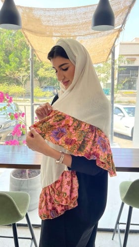طرحة اوف وايت - مشجر هندي زهري