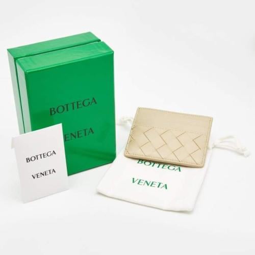 BottCa1 card holder