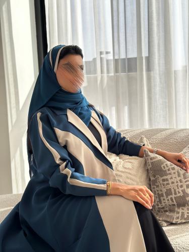 عباية كريب تركوازي مع كريب بيج