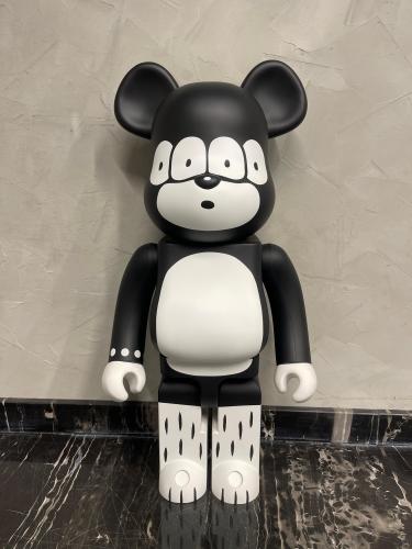 BE@RBRICKS figure