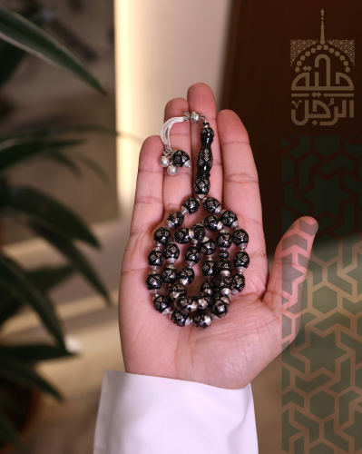 سبحة من اليسر الطبيعي مطعمه بالفضة