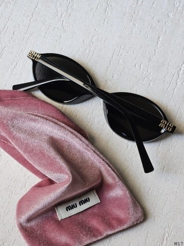 نظارة miu miu