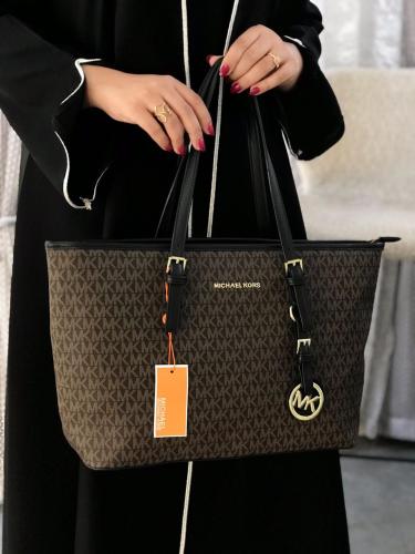 شنطة Michael Kors نسائية