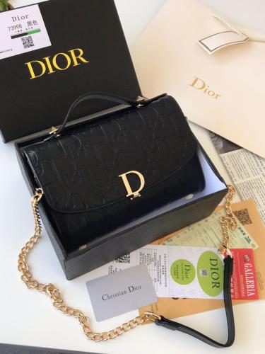 شنطة Dior نسائية