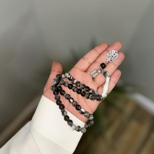 سبحة رمادي خرز صغير