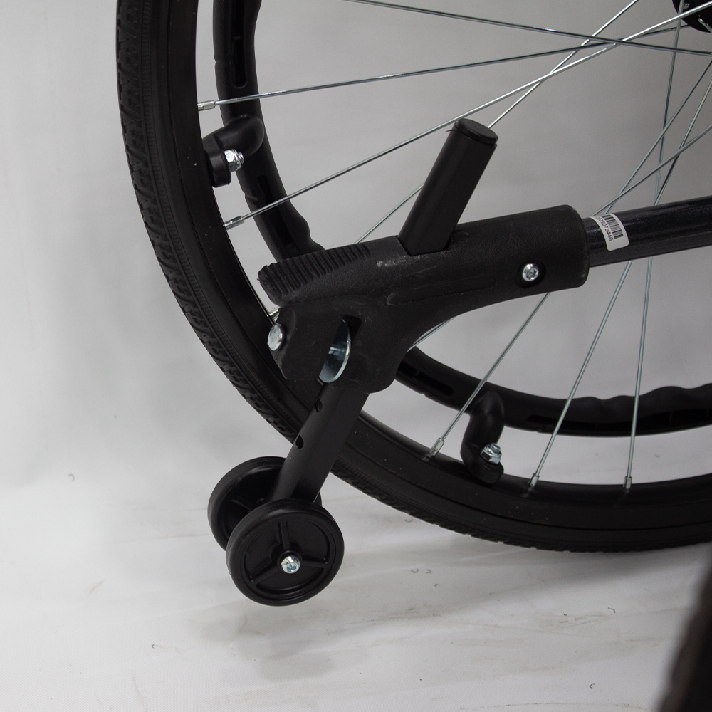 كرسي متحرك مطور KY 903 LACX46 كفر 24 إنش عملي ومتين