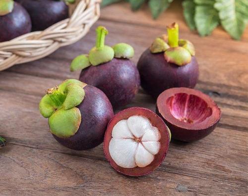 طبق مانجوستين ٥٠٠ جرام