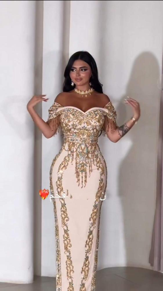 فستان هنادي