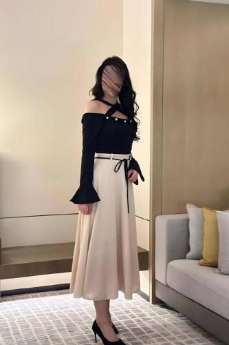 فستان ناعم ساتر باكمام طويلة