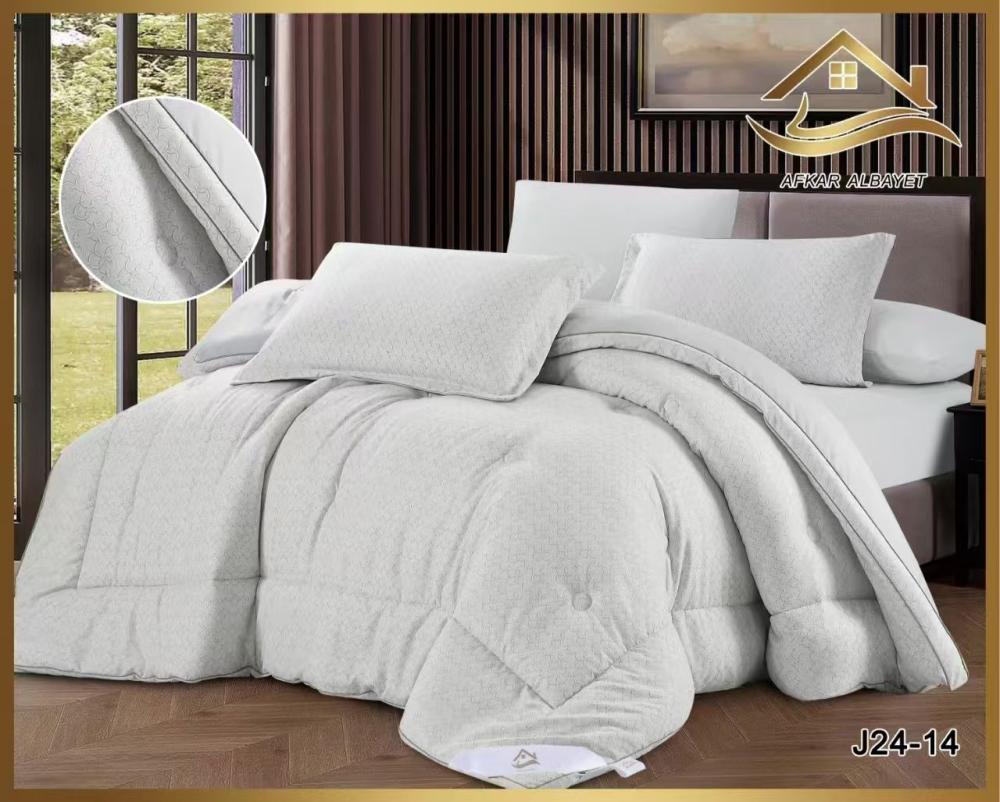 مفرش مفرد ونص منقوش بريمين ٤ قطع جودة عاليه