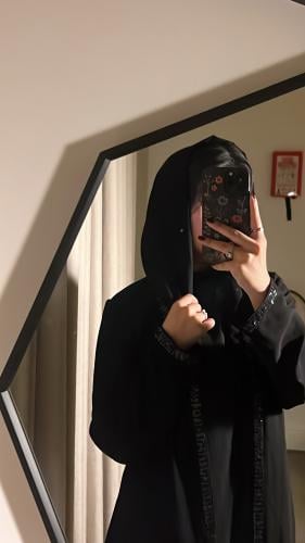 عبايه العيد اسود قماش كريب ملكي