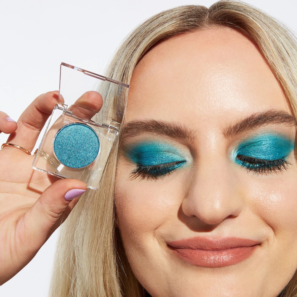 urban-decay-eyeshadow-Float