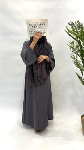عبايه سيرا لون رمادي
