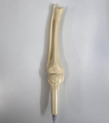 قلم عظمة الركبة - knee pen