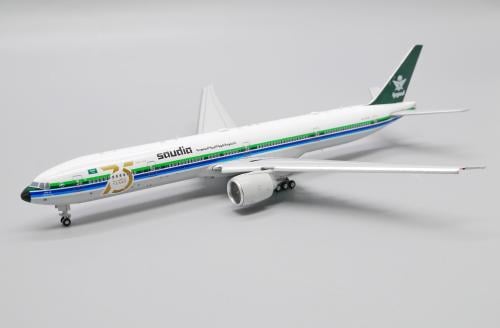 مجسم الخطوط السعودية B777-300ER نسخة 75 عام (فلابس...