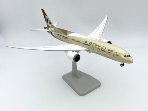 مجسم طيران الاتحاد B787-9 مقاس 1:200