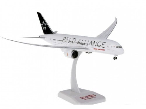 Boeing 787-8 / Qatar Airways A7-BCM Scale 1:400 - Airlines