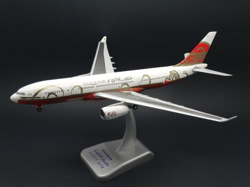 مجسم طيران الخليج A330-200 مقاس 1:200