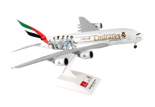 مجسم طيران الامارات ريال مدريد A380 مقاس 1:200