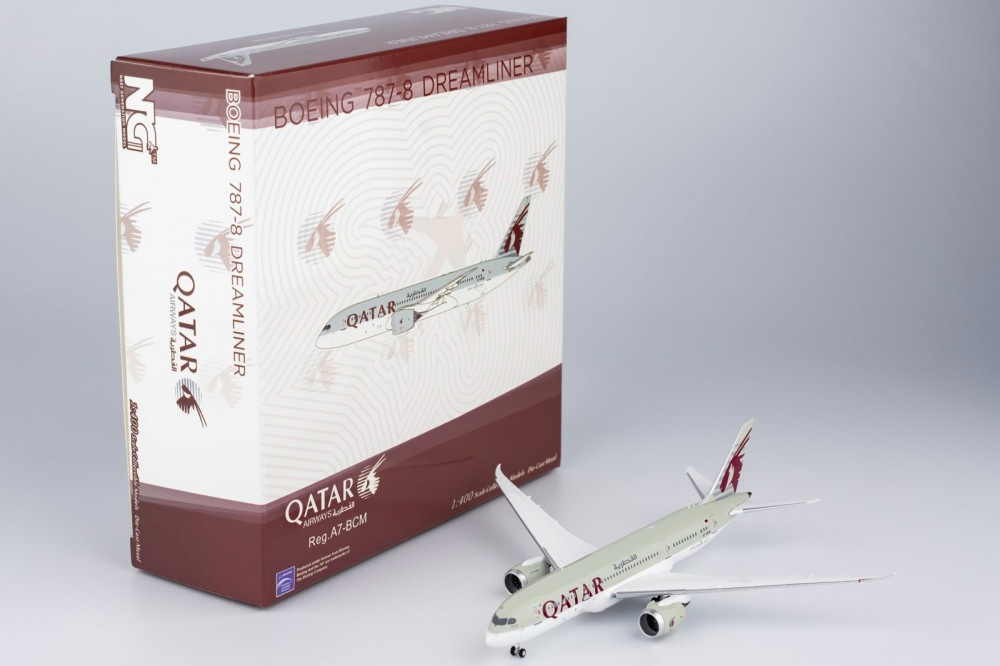 Boeing 787-8 / Qatar Airways A7-BCM Scale 1:400 - ايرلاينز ماركت 