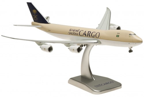 مجسم الخطوط السعودية B747-8F مقاس 1:400