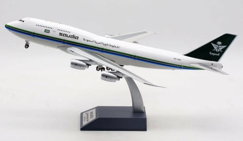 مجسم الخطوط السعودية B747-300 مقاس 1:200