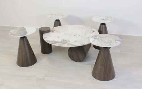 طقم طاولات 5 قطع بقاعدة مخروطية أنيقة- بني وبيج