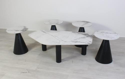 طقم طاولات بتصميم عصري بلون لؤلؤي و قاعدة مخروطية