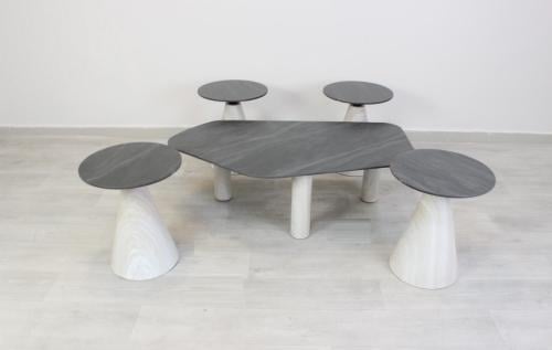 طقم طاولات بتصميم عصري بلون رمادي و قاعدة مخروطية