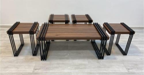 طقم طاولات عصري بإطار معدني - لون بني