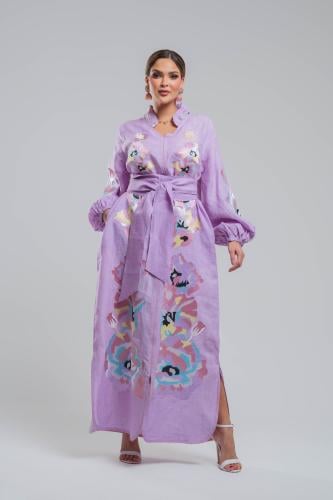 ثوب أوكراني مطرز