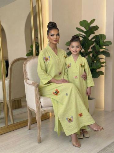 ثوب الفراشات