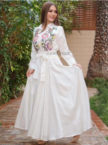 فستان كلوش مطرز