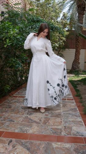 ثوب مع حزام تنورة