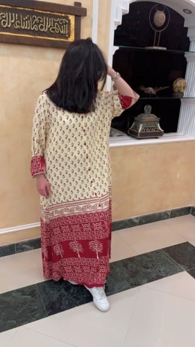 فستان قطن بأزارير