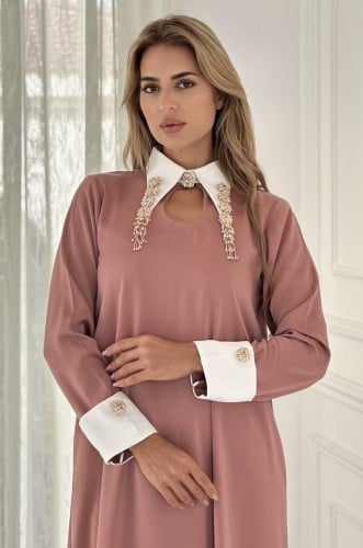 فستان الياقة