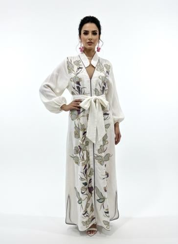 ثوب أوكراني مطرز