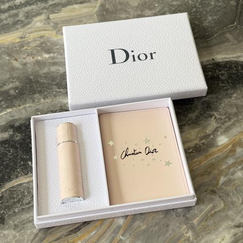 Dior Package