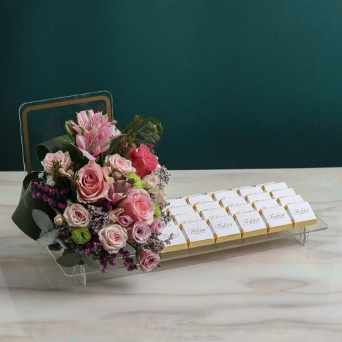 صينية شكولاتة  بالوردالطبيعي